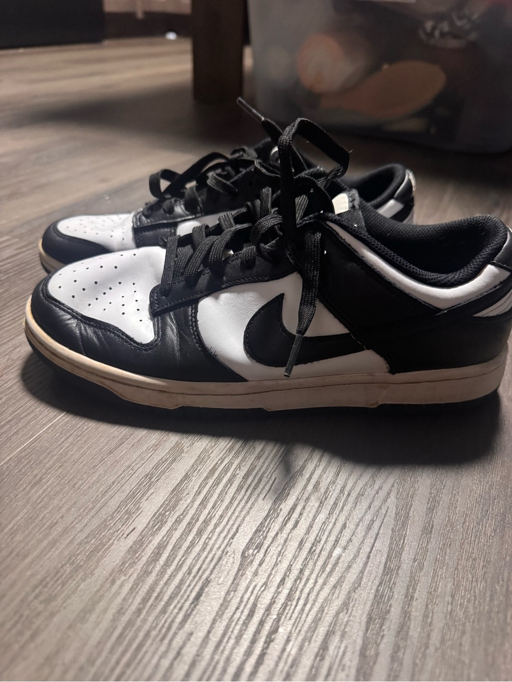 Nike Women’s Sz9 Black & White Low-Top Sneakers